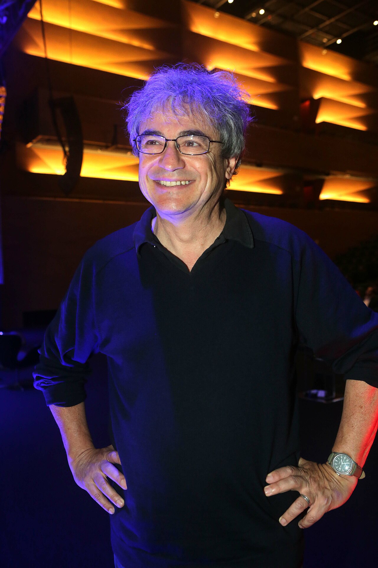 Image by Fronteiras do Pensamento - Carlo Rovelli no Fronteiras do Pensamento São Paulo 2017, CC BY-SA 2.0, https://commons.wikimedia.org/w/index.php?curid=62518717